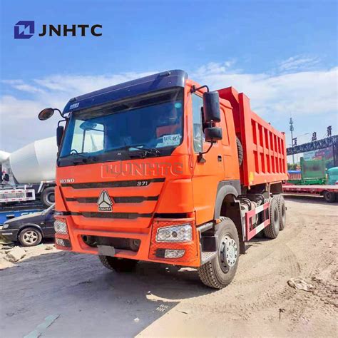 Sinotruk HOWO 6X4 371 HP 30 Ton Sand Gravel 20 Cubic Meters 10 Wheeler