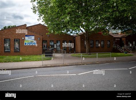 The exterior of Hanham Library, Hanham, Bristol (Jul22 Stock Photo - Alamy