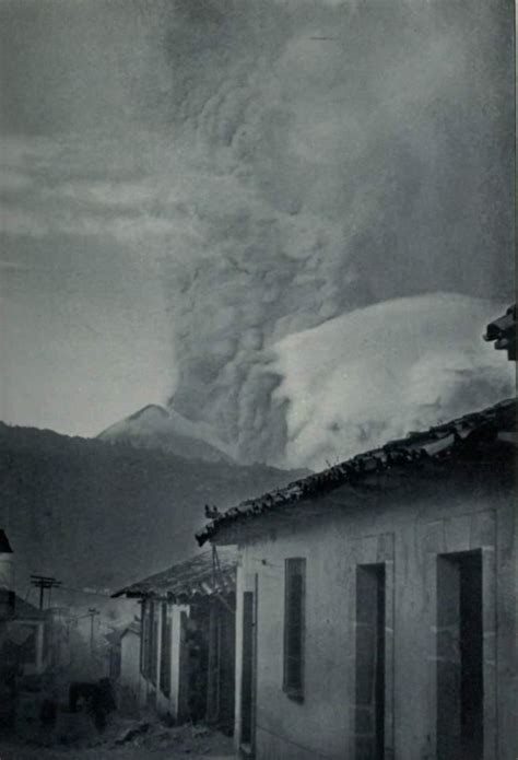 La historia del Volcán Santiaguito el cráter que nació de otro y que