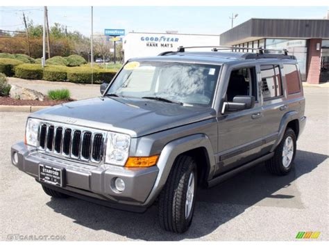 2008 Mineral Gray Metallic Jeep Commander Sport 4x4 28753242 Photo 4