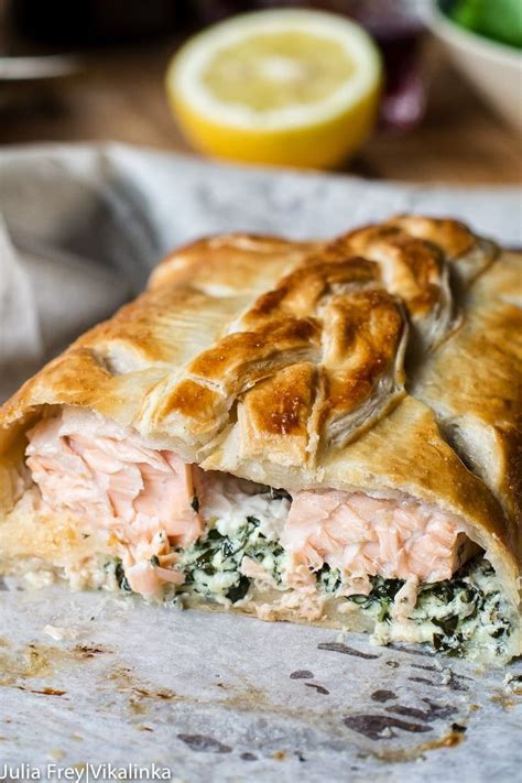 Salmon En Croute With Dill Cream Sauce Artofit