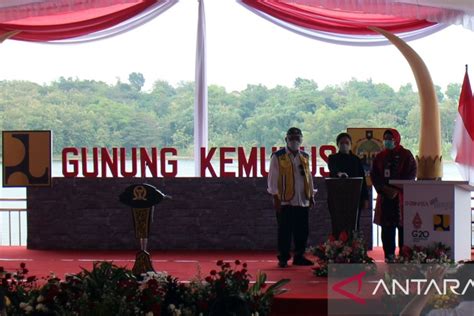 Ketua DPR RI Resmikan Objek Wisata Religi New Kemukus Di Sragen