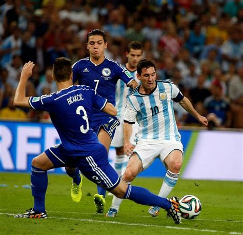 Pin By Helen Lee On Fifa World Cup 2014 Lionel Messi Fifa Messi