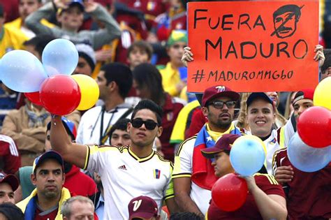 Imperdibles Las Pancartas En El Juego Contra Brasil Que Maduro No