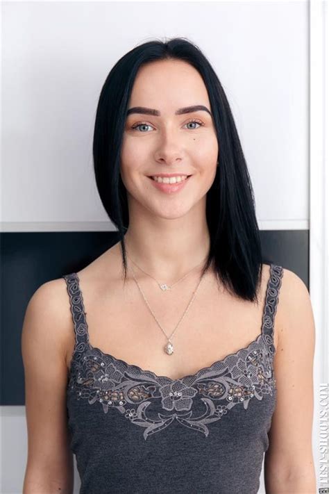 Natasha 18yo Teenager With Piercings In Nipples And Pussy Castin Photo Gallery Porn Pics Sex