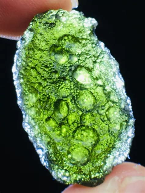 26CT MÉTÉORITE MOLDAVITE Fragment D impact Vert Météorite Pierre