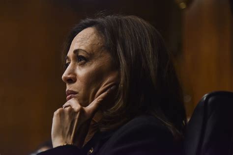 After The Barr Hearing President Trump Singles Out Sen Kamala Harris The Washington Post