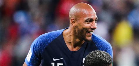 Coupe Du Monde La Famille De Steven Nzonzi A V Cu Une Soir E