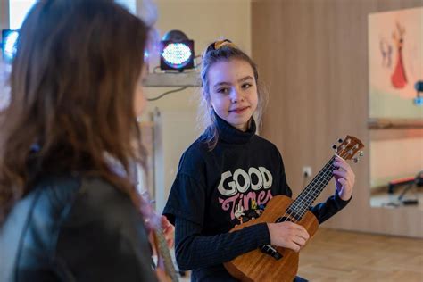 Nauka Gry Na Gitarze Klasycznej Elektrycznej Ukulele Starogard