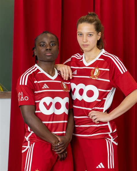 Standard Liège 2023-24 Home Kit