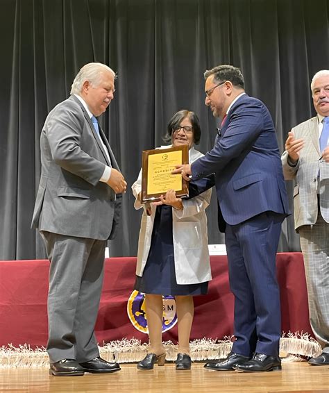 Entrega De Constancia De Acreditaci N Al Programa Educativo De M Dico