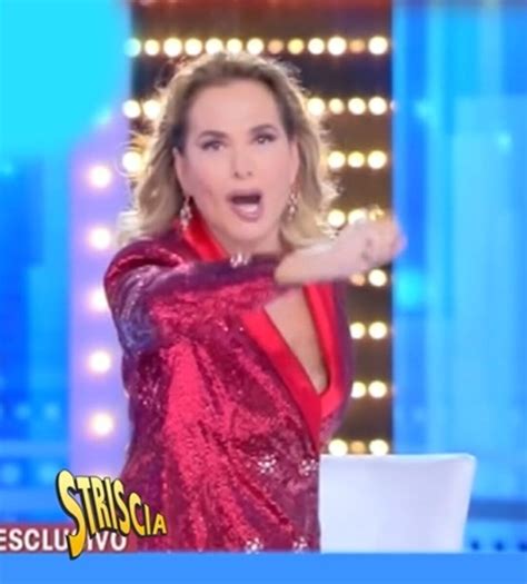 Guardate è lei Barbara D Urso torna su Canale 5 il pubblico non se