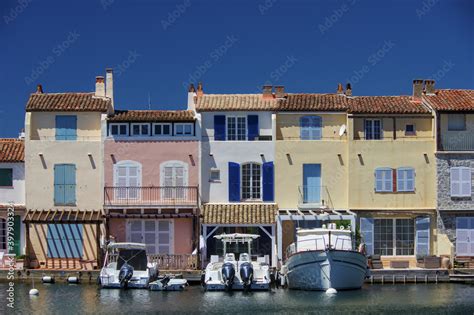 Port Grimaud Ses Maisons Color Es Et Ses Bateaux Cit Lacustre Du Sud