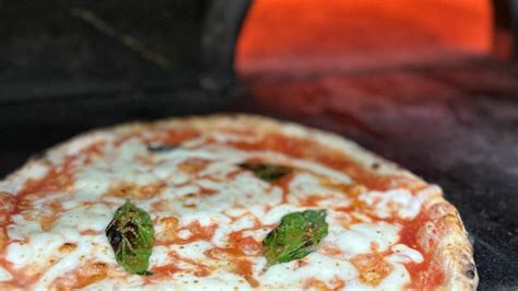 Naples Oldest Pizza Restaurants Reviewed By A Local
