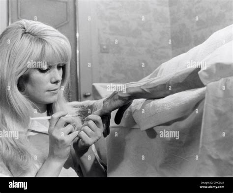 Repulsion Uk Roman Polanski Carol Ledoux Catherine Deneuve Regie