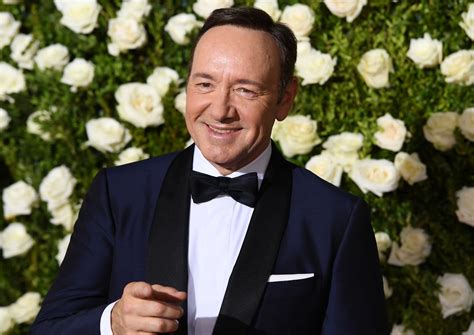 Caras Kevin Spacey Inicia Tratamento Após Acusações De Assédio