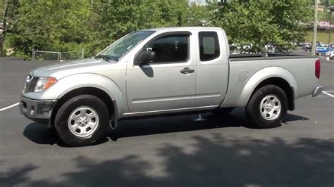 Nissan Frontier X