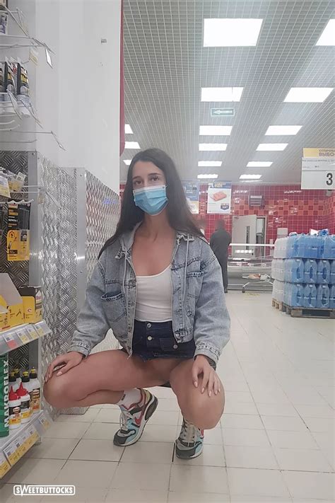 Supermarket Flashing Nudes Naughtyinpublic NUDE PICS ORG