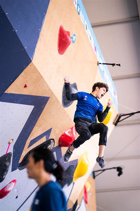 Mejdi Schalck 18 ans remporte sa première victoire en Coupe du Monde