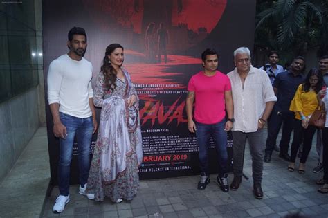 Nargis Fakhri Sachiin Joshi Vivan Bhatena Bhushan Patel At The