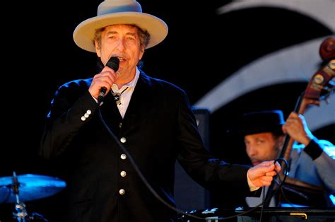 Bob Dylan Sells Entire Music Catalog—Here's How Much the Deal is