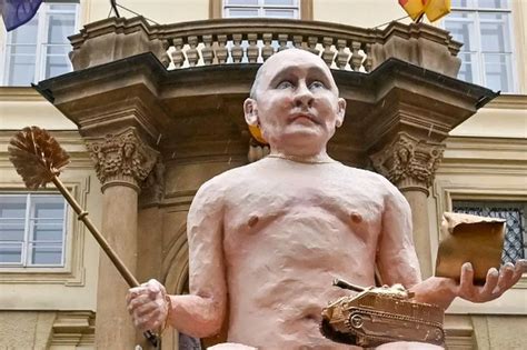 Bizarre Statue Of Naked Putin On Golden Toilet Amuses People Saying The Same Thing Daily Star