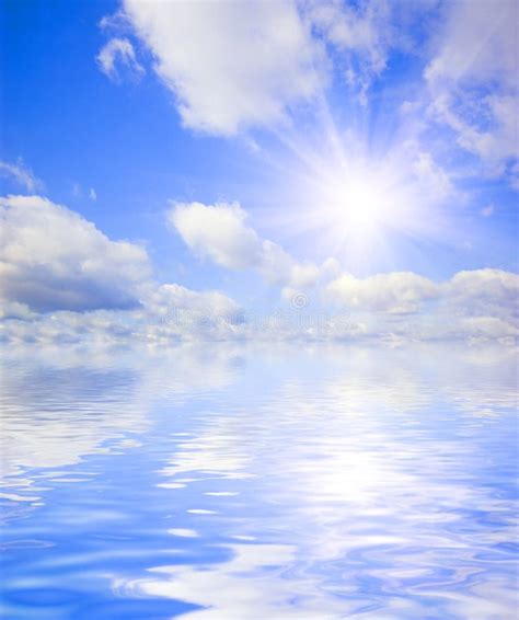 Beautiful Sky With Water Reflection Stock Image Image Of Lake Ocean