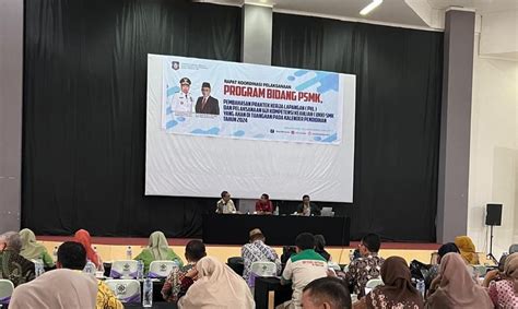 Rapat Koordinasi Pembahasan Pelaksanaan Program Bidang Pembinaan Smk Di