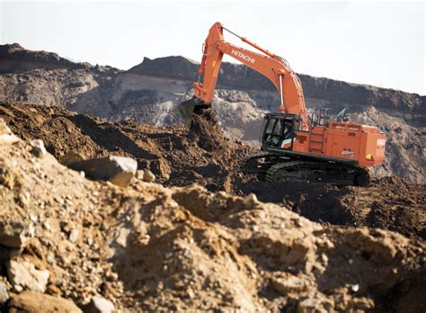 Hitachi presents new generation of large excavators | Industrial ...