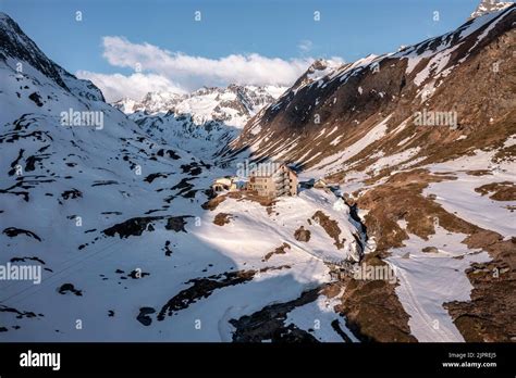 Franz Senn Hut Hi Res Stock Photography And Images Alamy