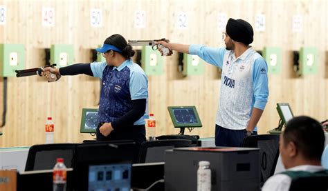 Asian Games Sarabjot Divya Assure India Of Medal In 10m Air Pistol