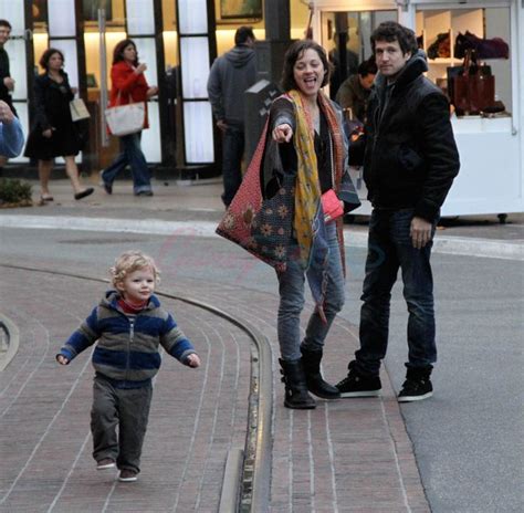 Marion Cotillard And Guillaume Canet At The Grove With Their Son Marcel