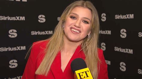 Kelly Clarkson Reacts To Kellyoke Praise That She Out Sings The