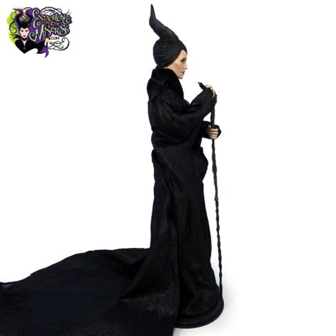 Hot Toys Presents Disney Maleficent Movie Masterpiece Collection Th Scale Collectible