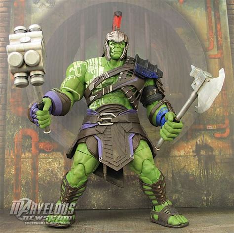 New Marvel Select 7 Thor Ragnarok Gladiator Hulk Figure Video Review