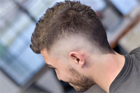 15 Best Burst Fade Haircuts (2021 Guide)