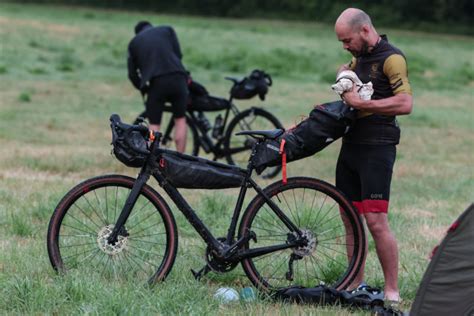 Choisir et optimiser son équipement pour le bikepacking Nature is Bike