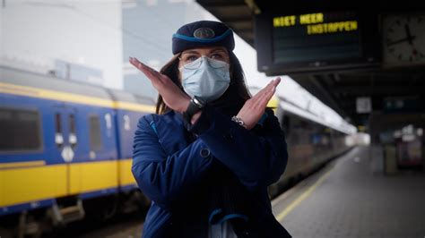 Journée internationale des Droits des Femmes la SNCB fait une croix