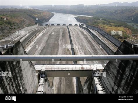 Magat dam hi-res stock photography and images - Alamy