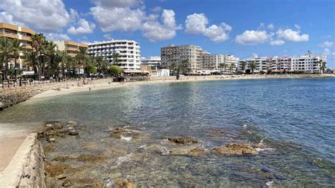 Playa de Santa Eulalia Santa Eulària des Riu Playas y calas de Ibiza