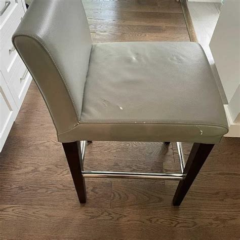 Best Free 4 Matching Counter Height Stools For Sale In Victoria