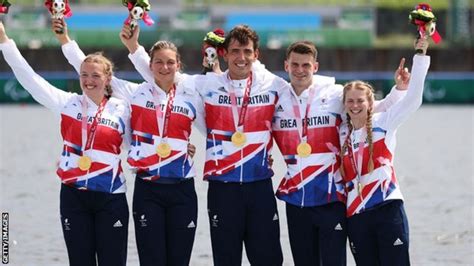 Erin Kennedy Cox Named In Gb Rowing Squad While Having Breast Cancer Treatment Bbc Sport