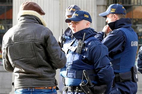 Attaque au couteau à Dublin un jeune Français a désarmé lassaillant