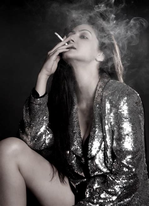 Hot Model Reyhna Malhotra Photo Shoot Tamil Cinema News Updates Website