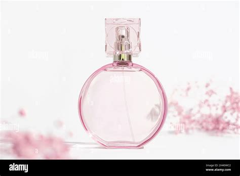 Elegant Perfume Hi Res Stock Photography And Images Alamy