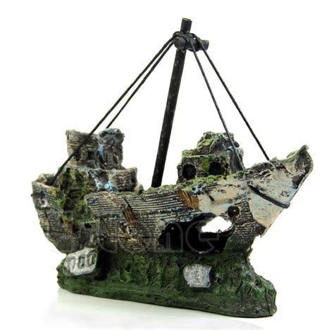 Old Pirate Ship Aquarium Decoration