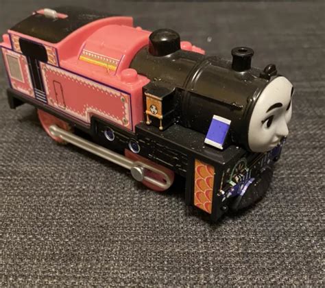 Thomas Friends Trackmaster Hyper Glow Ashima Glow In The Dark