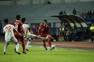 Gara Gara Sikut Haykal Alhafiz Pemain Timnas Vietnam U Nguyen Hong