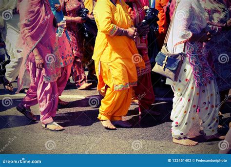 Sikh Women with Traditional Clothes Stock Photo - Image of city, kirtan ...