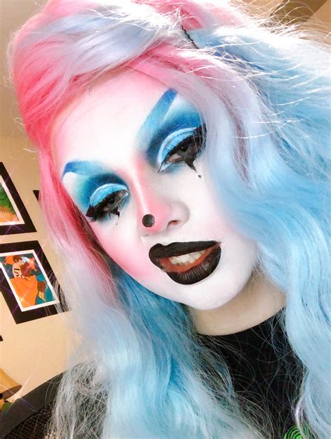 Cotton Candy Clown R Drag